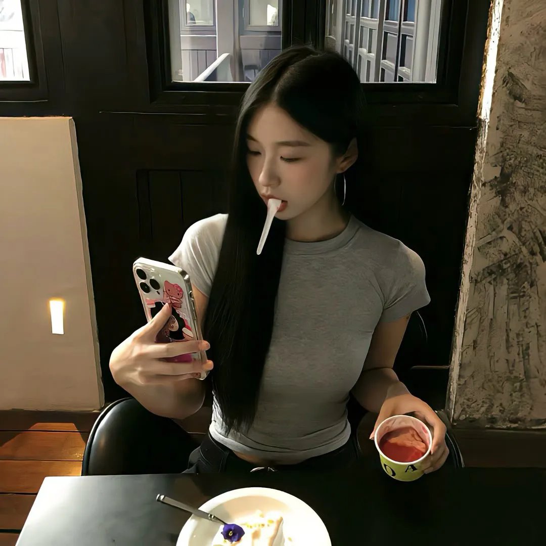 校影迷雾